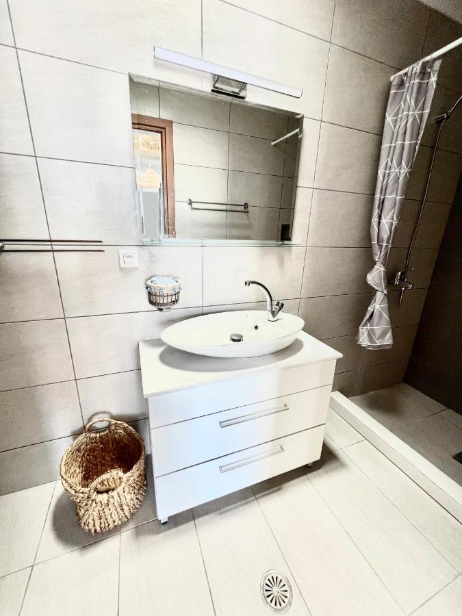 Vaso Beach Front Villa Ialysos  Bagian luar foto