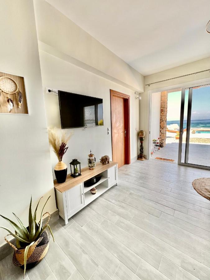 Vaso Beach Front Villa Ialysos  Bagian luar foto